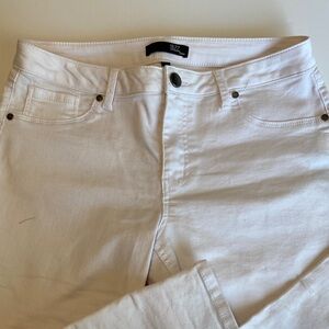 1822 Denim Women's White Cropped Jean capris